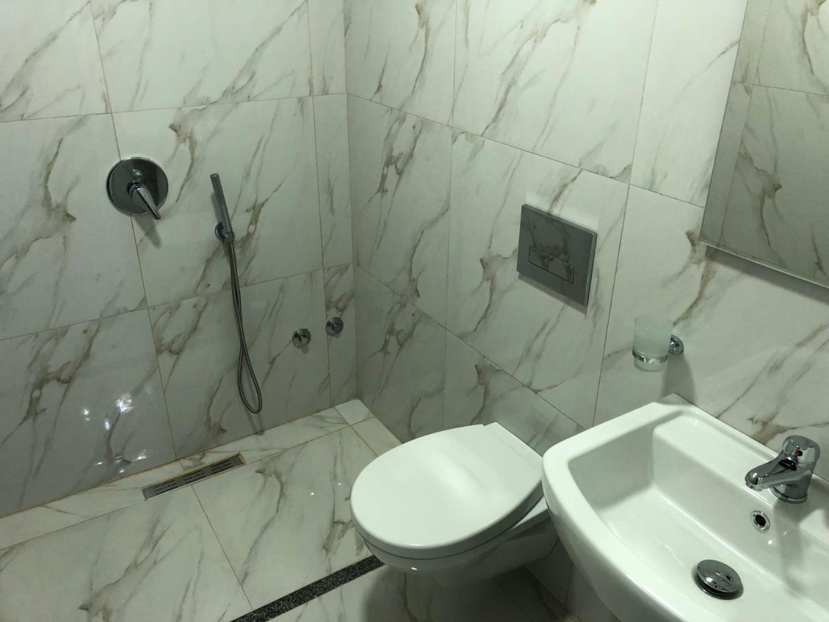 Villa Center Ksamil Luaran gambar